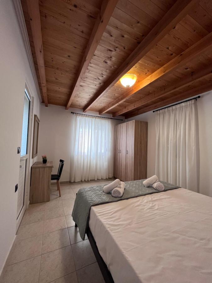 Kosaris Cottage Zipárion 外观 照片