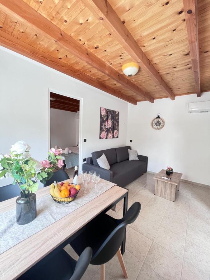 Kosaris Cottage Zipárion 外观 照片