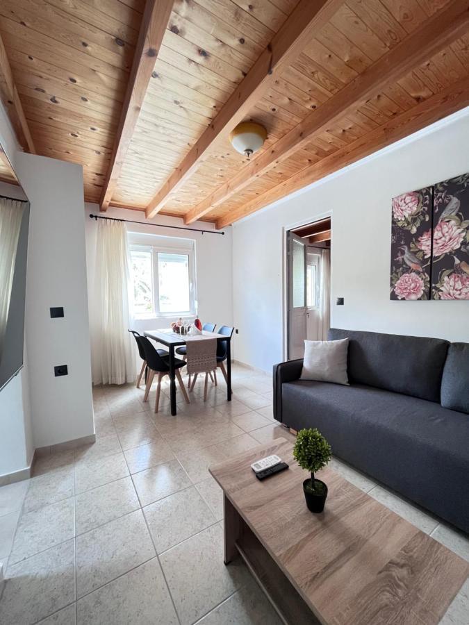 Kosaris Cottage Zipárion 外观 照片